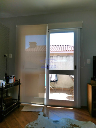 Imagem Casa com 3 Quartos para Alugar, 140 m² em Ipanema - Porto Alegre Imagem Casa com 3 Quartos para Alugar, 140 m² em Ipanema - Porto Alegre
