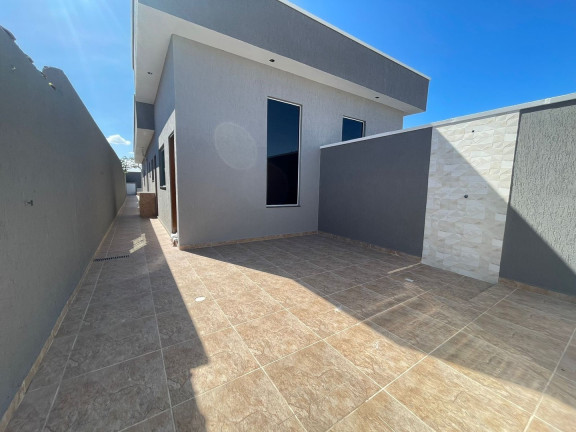 Imagem Casa com 2 Quartos à Venda, 67 m² em Jardim Suarão - Itanhaém