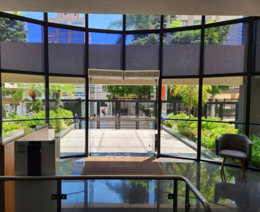 Sala Comercial à Venda, 100 m² em Vila Nova Conceição - São Paulo