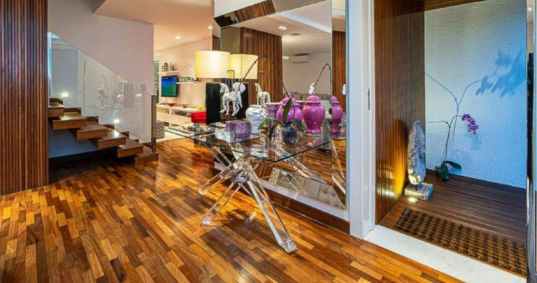 Imagem Casa com 3 Quartos à Venda, 550 m² em Pacaembu - São Paulo Imagem Casa com 3 Quartos à Venda, 550 m² em Pacaembu - São Paulo
