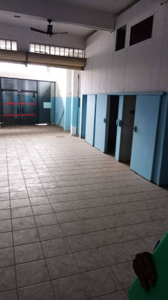 Imóvel Comercial para Alugar, 120 m² em Campanario - Diadema