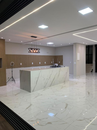 Imagem Casa com 3 Quartos à Venda, 200 m² em Horto Florestal - Sorocaba Imagem Casa com 3 Quartos à Venda, 200 m² em Horto Florestal - Sorocaba