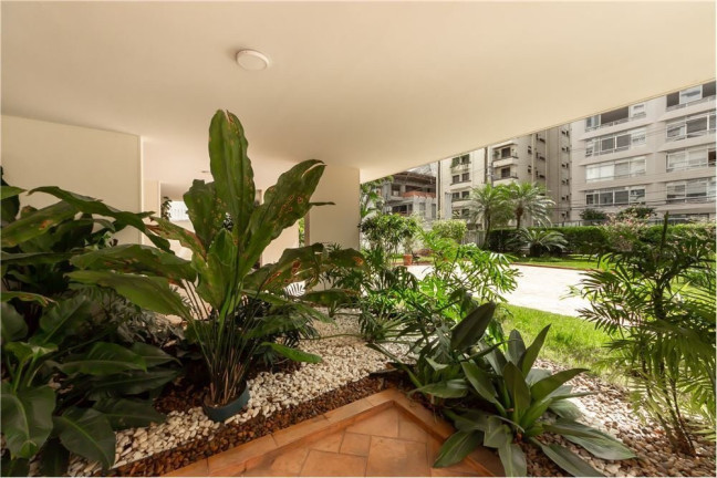 Imagem Apartamento com 3 Quartos à Venda, 198 m² em  Itaim Bibi  -  São Paulo 