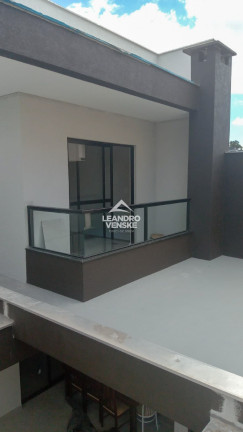 Imagem Sobrado com 3 Quartos à Venda, em Saguaçu - Joinville Imagem Sobrado com 3 Quartos à Venda, em Saguaçu - Joinville