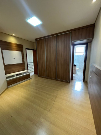 Imagem Casa com 3 Quartos à Venda, 130 m² em Nossa Senhora Do Carmo - Contagem Imagem Casa com 3 Quartos à Venda, 130 m² em Nossa Senhora Do Carmo - Contagem