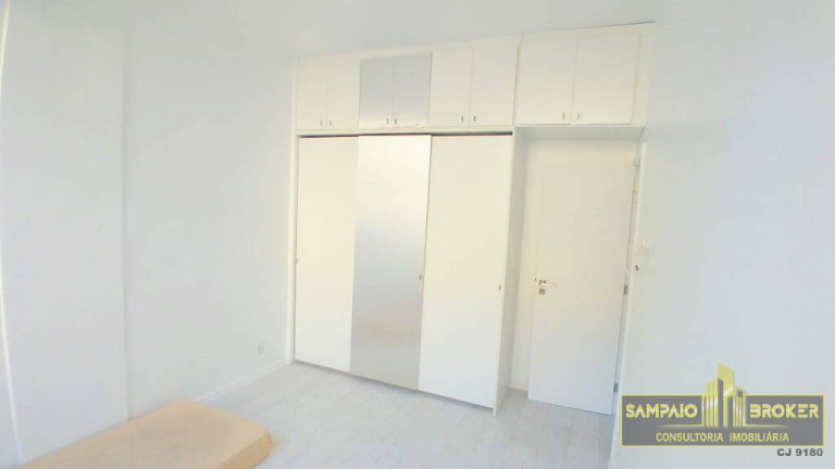Imagem Apartamento com 2 Quartos à Venda,  em Laranjeiras - Rio De Janeiro