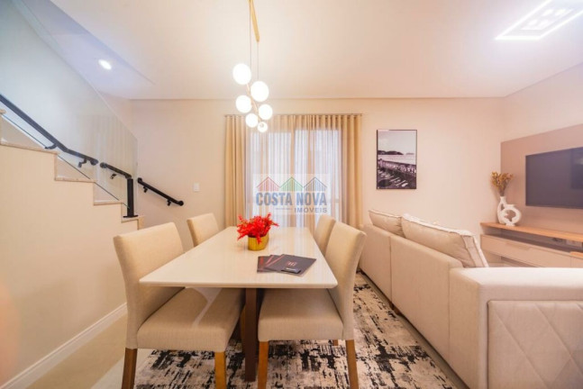 Imagem Casa com 2 Quartos à Venda, 89 m² Imagem Casa com 2 Quartos à Venda, 89 m²