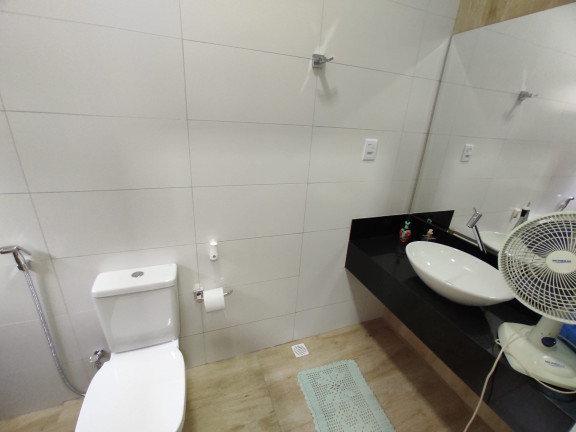 Imagem Imóvel com 
            	3             Quartos à Venda, 264 m² em 
            	Jardim Marista             - 
            	Trindade            