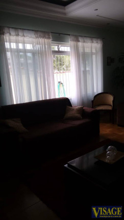 Imagem Casa com 3 Quartos à Venda, em Pq. Brasil - Jacareí Imagem Casa com 3 Quartos à Venda, em Pq. Brasil - Jacareí