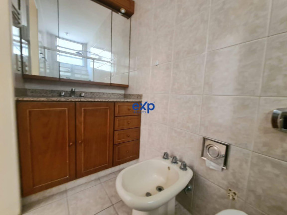 Imagem Apartamento com 3 Quartos à Venda, 120 m² em Copacabana - Rio De Janeiro