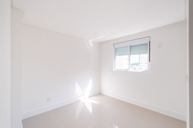 Imagem Imóvel com 3 Quartos à Venda,  em Centro - Balneário Camboriú