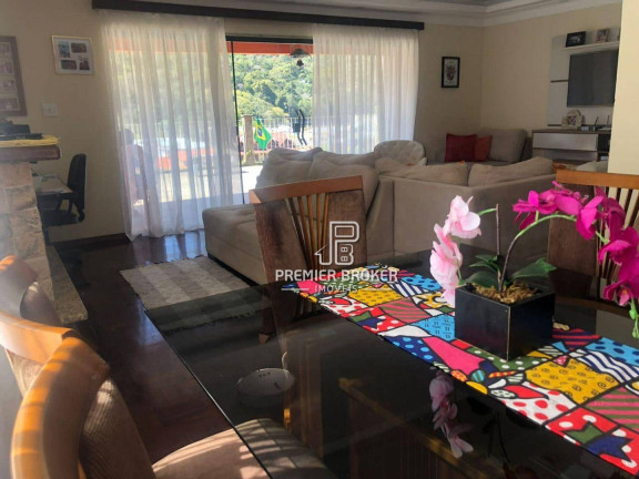 Imagem Casa com 4 Quartos à Venda, 124 m² em Ermitage - Teresópolis Imagem Casa com 4 Quartos à Venda, 124 m² em Ermitage - Teresópolis