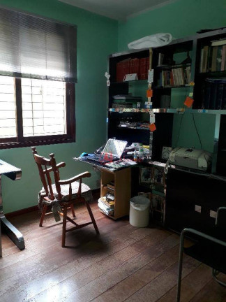 Imagem Casa com 3 Quartos à Venda, 468 m² em Santana - Porto Alegre Imagem Casa com 3 Quartos à Venda, 468 m² em Santana - Porto Alegre