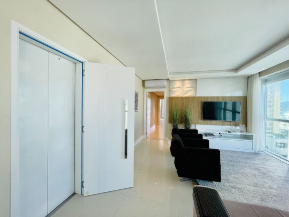 Imagem Apartamento com 4 Quartos à Venda, 145 m² em Centro - Balneário Camboriú Imagem Apartamento com 4 Quartos à Venda, 145 m² em Centro - Balneário Camboriú