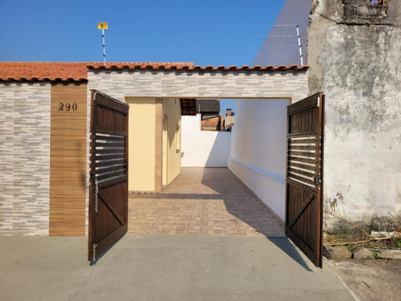 Imagem Casa com 2 Quartos à Venda, 135 m² em Nova Itanhaem - Itanhaém Imagem Casa com 2 Quartos à Venda, 135 m² em Nova Itanhaem - Itanhaém