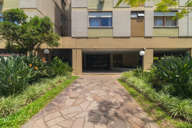 Imagem Imóvel com 2 Quartos à Venda, 88 m² em Cristal - Porto Alegre Imagem Imóvel com 2 Quartos à Venda, 88 m² em Cristal - Porto Alegre
