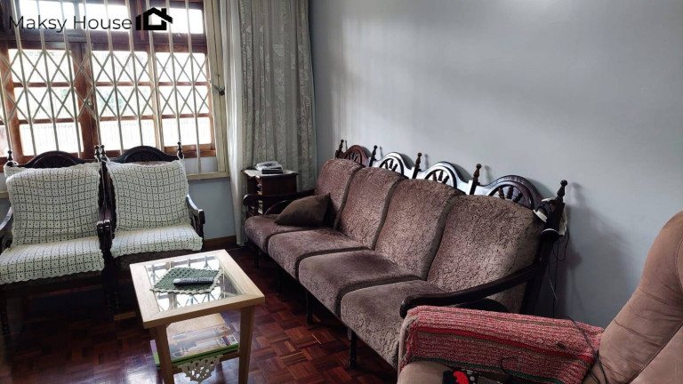 Imagem Casa com 4 Quartos à Venda, em Boqueirão - Curitiba Imagem Casa com 4 Quartos à Venda, em Boqueirão - Curitiba