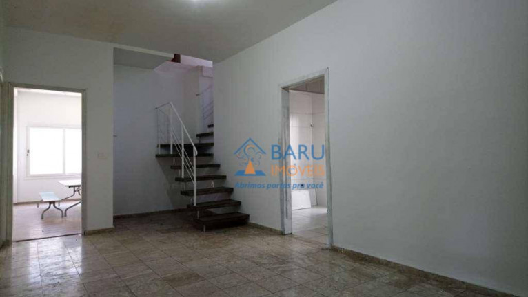 Imagem Casa à Venda ou Locação, 257 m² em Vila Santo Antonio De Carapicuiba - Cotia Imagem Casa à Venda ou Locação, 257 m² em Vila Santo Antonio De Carapicuiba - Cotia