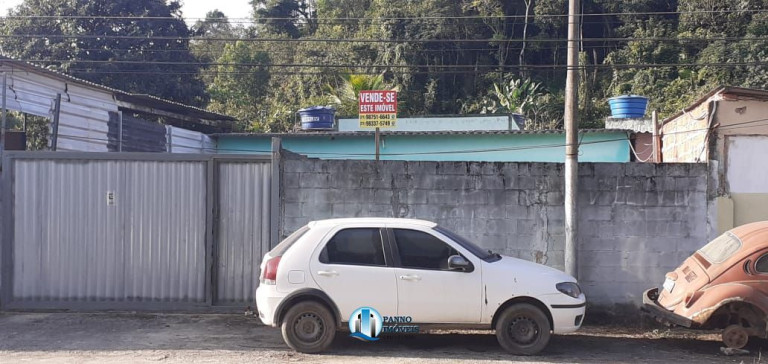 Casa com 1 Quarto à Venda, 200 m² em Capivari - Duque De Caxias