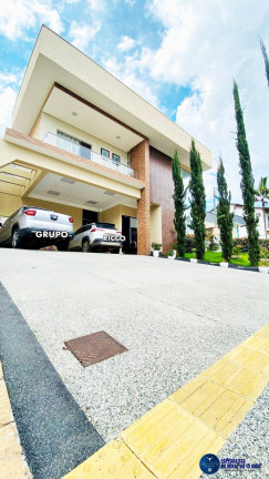 Imagem Casa de Condomínio com 4 Quartos à Venda, 480 m² em Condomínio Do Lago 1ª Etapa - Goiânia Imagem Casa de Condomínio com 4 Quartos à Venda, 480 m² em Condomínio Do Lago 1ª Etapa - Goiânia