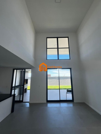 Imagem Casa com 4 Quartos à Venda, 330 m² em Cidade Alpha - Eusébio Imagem Casa com 4 Quartos à Venda, 330 m² em Cidade Alpha - Eusébio