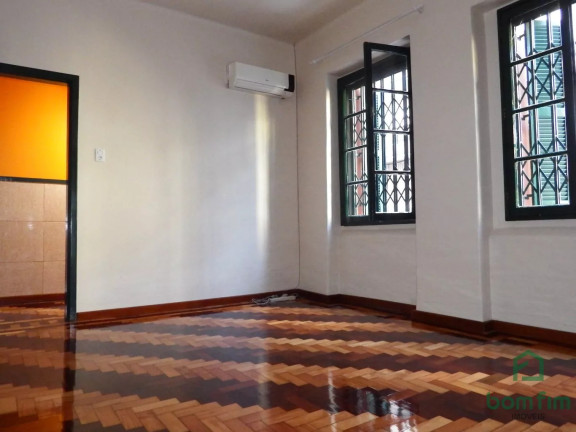 Imagem Apartamento com 2 Quartos à Venda, 100 m² em Centro Histórico - Porto Alegre Imagem Apartamento com 2 Quartos à Venda, 100 m² em Centro Histórico - Porto Alegre