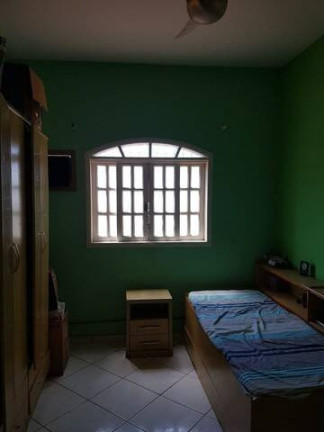 Imagem Casa com 3 Quartos à Venda, 330 m² em Mutua - São Gonçalo