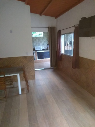 Imagem Imóvel com 4 Quartos à Venda, 2.000 m²