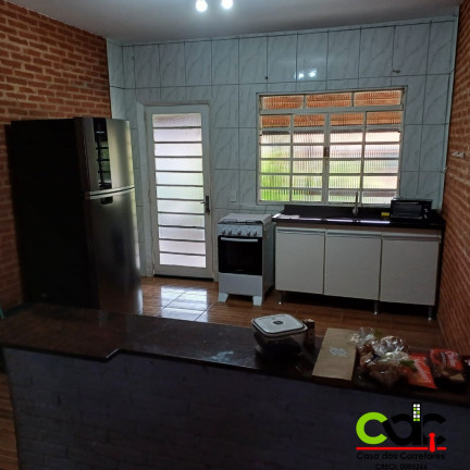 Imagem Imóvel com 2 Quartos à Venda, 300 m² em Clube Da Uva - Andradas Imagem Imóvel com 2 Quartos à Venda, 300 m² em Clube Da Uva - Andradas
