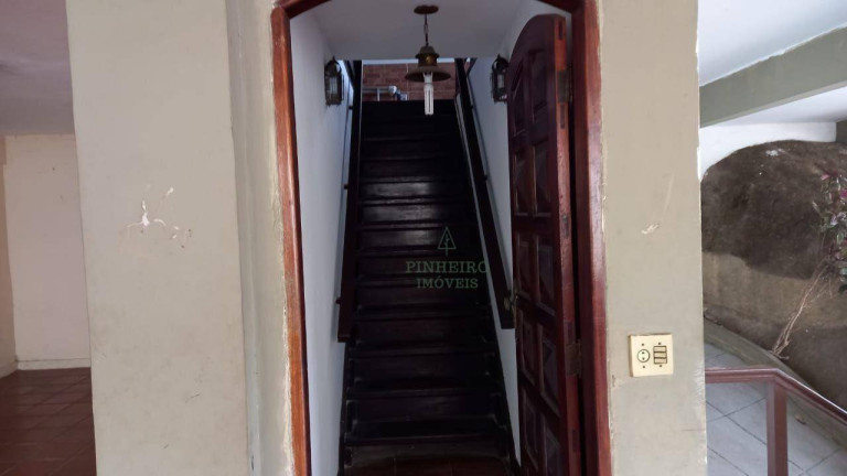Imagem Casa com 4 Quartos à Venda, 400 m² em Itaipu - Niterói Imagem Casa com 4 Quartos à Venda, 400 m² em Itaipu - Niterói