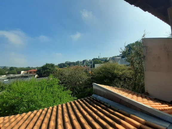 Imagem Casa com 3 Quartos à Venda, em Cavalhada - Porto Alegre Imagem Casa com 3 Quartos à Venda, em Cavalhada - Porto Alegre