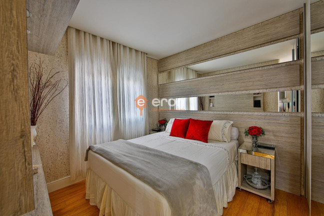 Imagem Apartamento com 3 Quartos à Venda, 116 m²