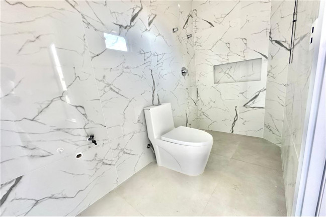 Imagem Casa com 3 Quartos à Venda, 264 m² em Nações - Balneário Camboriú Imagem Casa com 3 Quartos à Venda, 264 m² em Nações - Balneário Camboriú