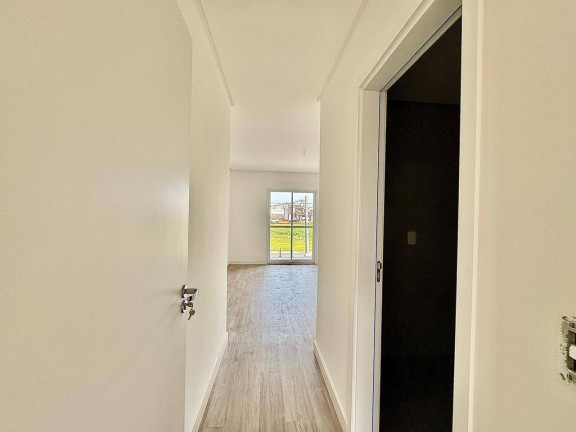Imagem Sobrado com 4 Quartos à Venda, 248 m² em Tropical Iii - Cascavel