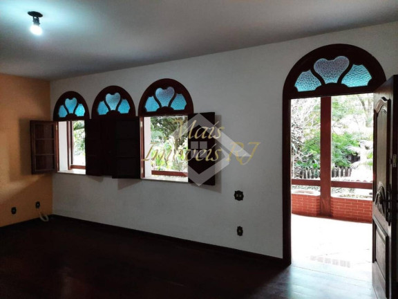 Imagem Casa com 3 Quartos à Venda, 360 m² em Itacoatiara - Niterói Imagem Casa com 3 Quartos à Venda, 360 m² em Itacoatiara - Niterói