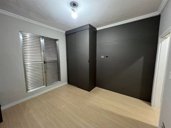 Imagem Kitnet à Venda, 32 m² em Boqueirao - Praia Grande Imagem Kitnet à Venda, 32 m² em Boqueirao - Praia Grande