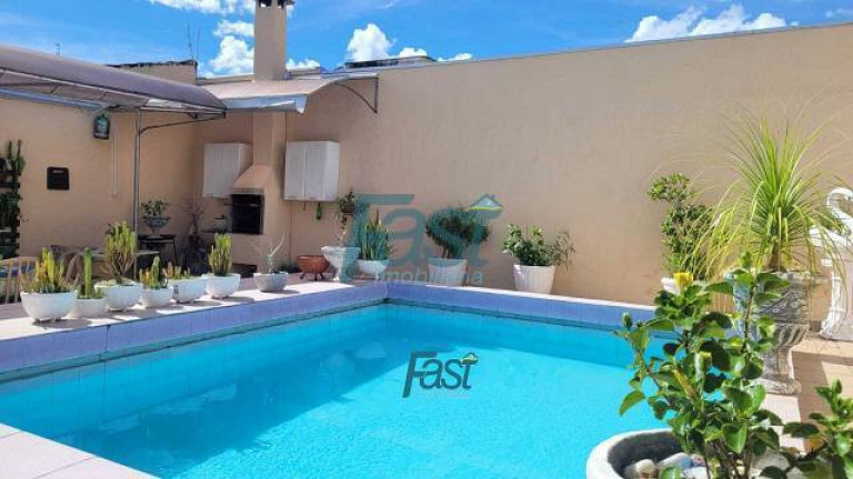Imagem Casa com 3 Quartos à Venda, 360 m² em Barra Do Pari - Cuiabá Imagem Casa com 3 Quartos à Venda, 360 m² em Barra Do Pari - Cuiabá