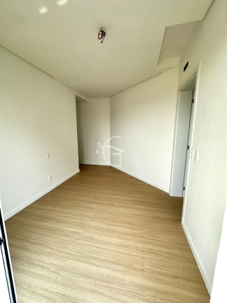 Imagem Apartamento com 2 Quartos à Venda, 74 m² em Saguaçu - Joinville