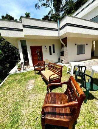 Imagem Casa com 3 Quartos à Venda, 250 m² em Albuquerque - Teresópolis
