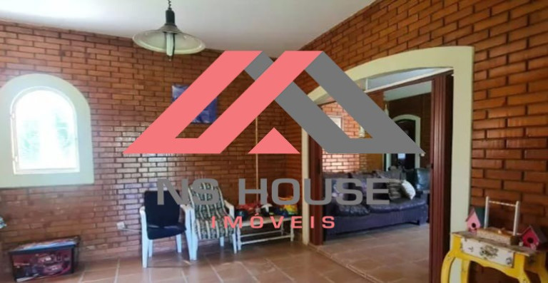 Imagem Imóvel com 3 Quartos à Venda, 202 m² em Guarapó - Cesário Lange Imagem Imóvel com 3 Quartos à Venda, 202 m² em Guarapó - Cesário Lange
