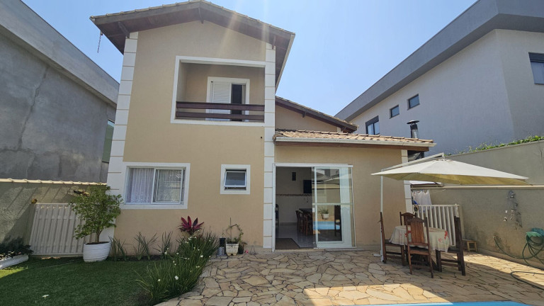 Imagem Sobrado com 5 Quartos à Venda, 202 m² em Botujuru - Mogi Das Cruzes