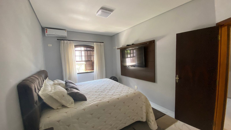 Imagem Sobrado com 3 Quartos à Venda, 220 m² em Boqueirão - Santos Imagem Sobrado com 3 Quartos à Venda, 220 m² em Boqueirão - Santos