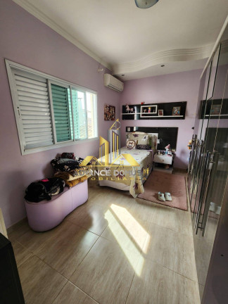Imagem Casa de Condomínio com 3 Quartos à Venda, 240 m² em Zona Industrial - Sorocaba