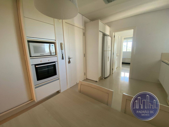 Imagem Apartamento com 3 Quartos para Alugar, 190 m² em Centro - Balneário Camboriú