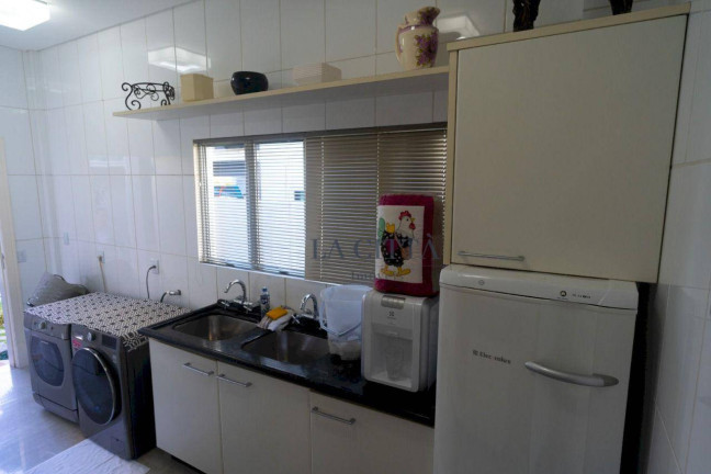 Imagem Casa com 4 Quartos à Venda, 381 m² em Vila Operária - Itajaí Imagem Casa com 4 Quartos à Venda, 381 m² em Vila Operária - Itajaí