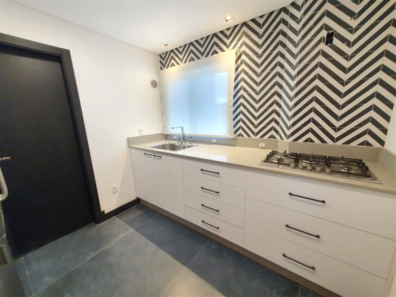 Imagem Cobertura com 3 Quartos à Venda, 268 m² em Pioneiros - Balneário Camboriú Imagem Cobertura com 3 Quartos à Venda, 268 m² em Pioneiros - Balneário Camboriú