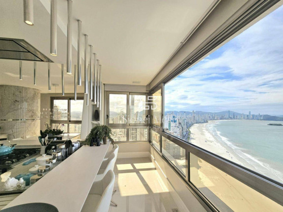 Apartamento com 4 Quartos à Venda, 210 m² em Frente Mar Sul - Balneário Camboriú