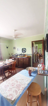 Imagem Sobrado com 6 Quartos à Venda, 294 m² em Camobi - Santa Maria
