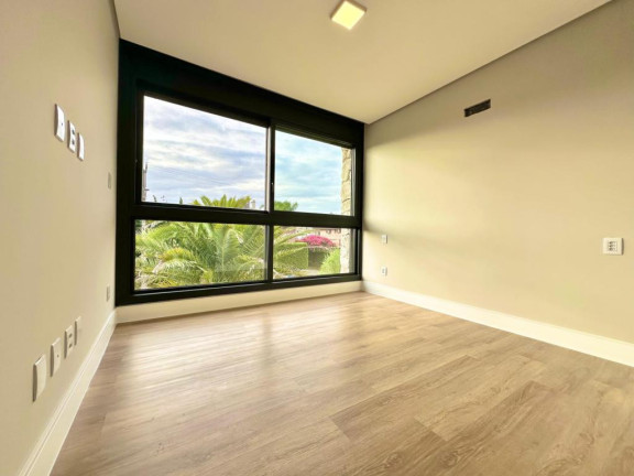 Imagem Casa com 4 Quartos à Venda, 257 m² em Atlantida - Capao Da Canoa Imagem Casa com 4 Quartos à Venda, 257 m² em Atlantida - Capao Da Canoa