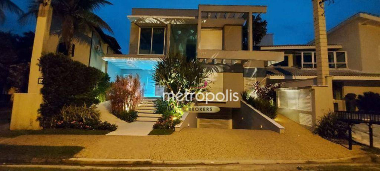 Sobrado com 6 Quartos à Venda, 489 m² em São Lourenço - Bertioga